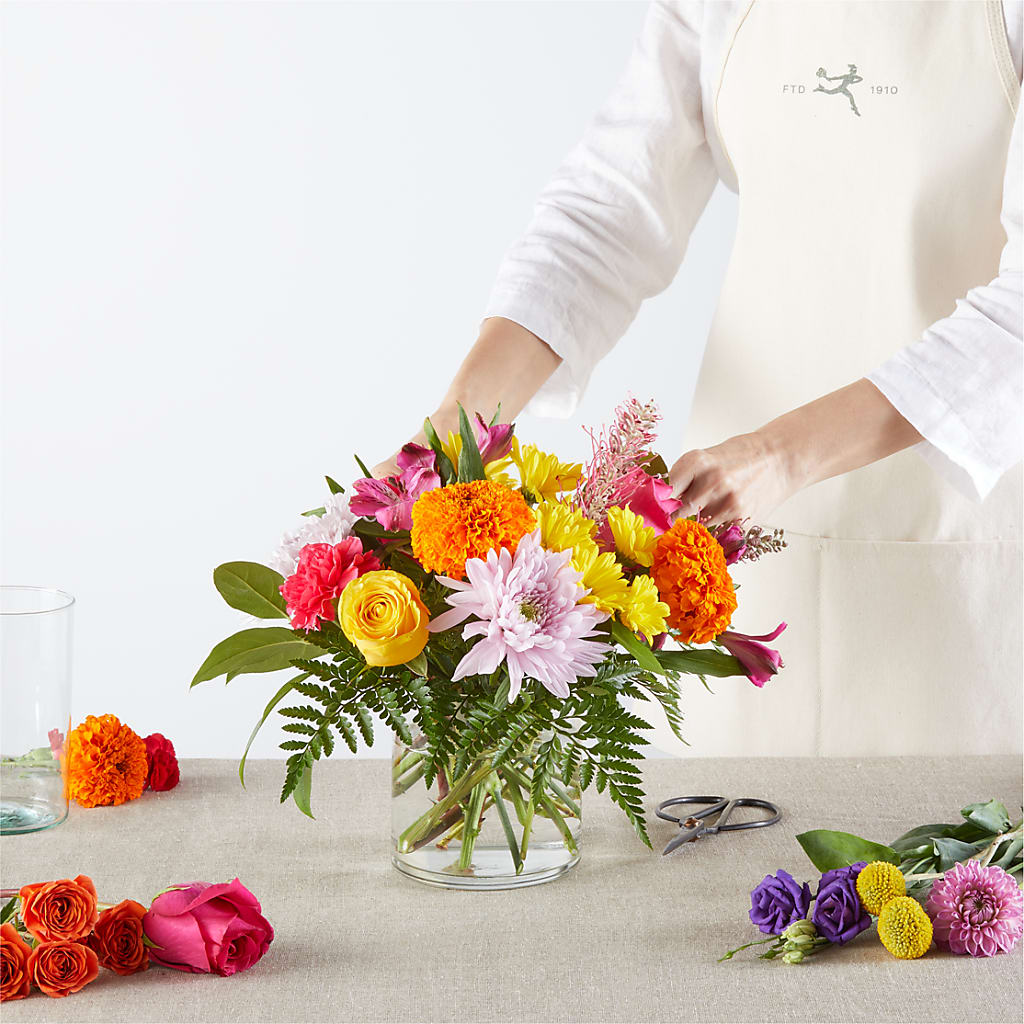 Feast of Color – A Florist Original – DEE'S FLORAL & DESIGNS, Fairmont MN