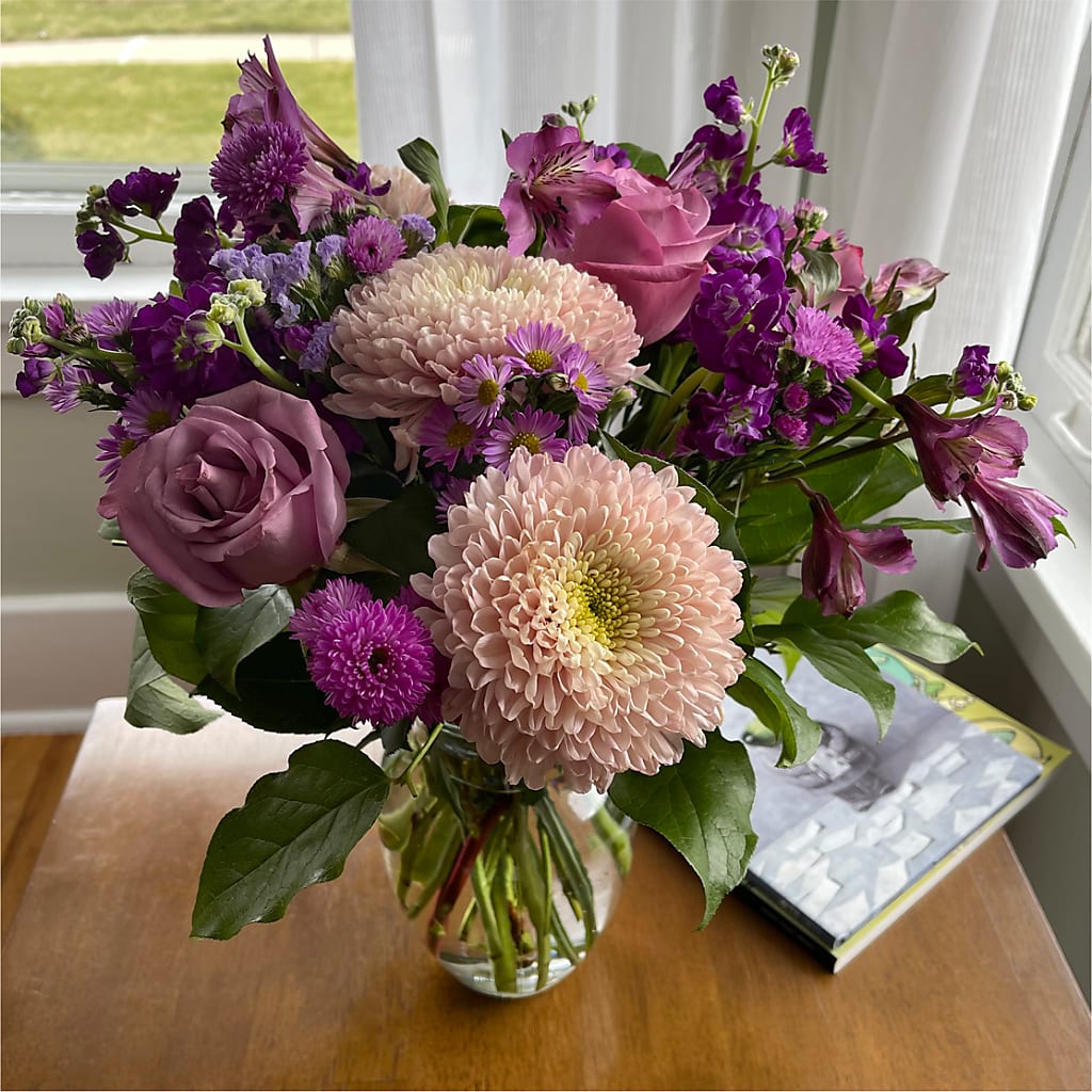 Ultraviolet Bouquet – DEE'S FLORAL & DESIGNS, Fairmont MN