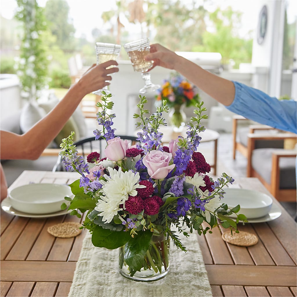 Violet Frost Bouquet – DEE'S FLORAL & DESIGNS, Fairmont MN