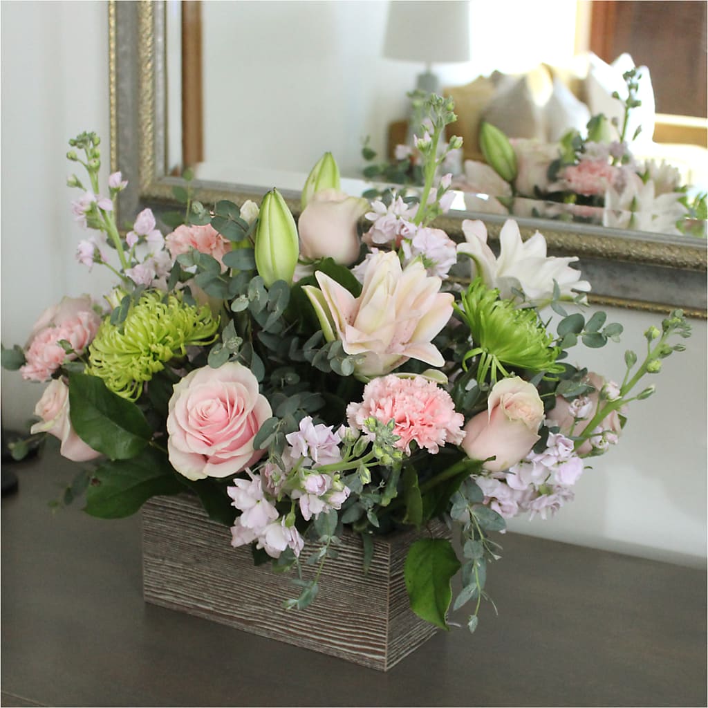 Beautiful Spirit Basket – DEE'S FLORAL & DESIGNS, Fairmont MN