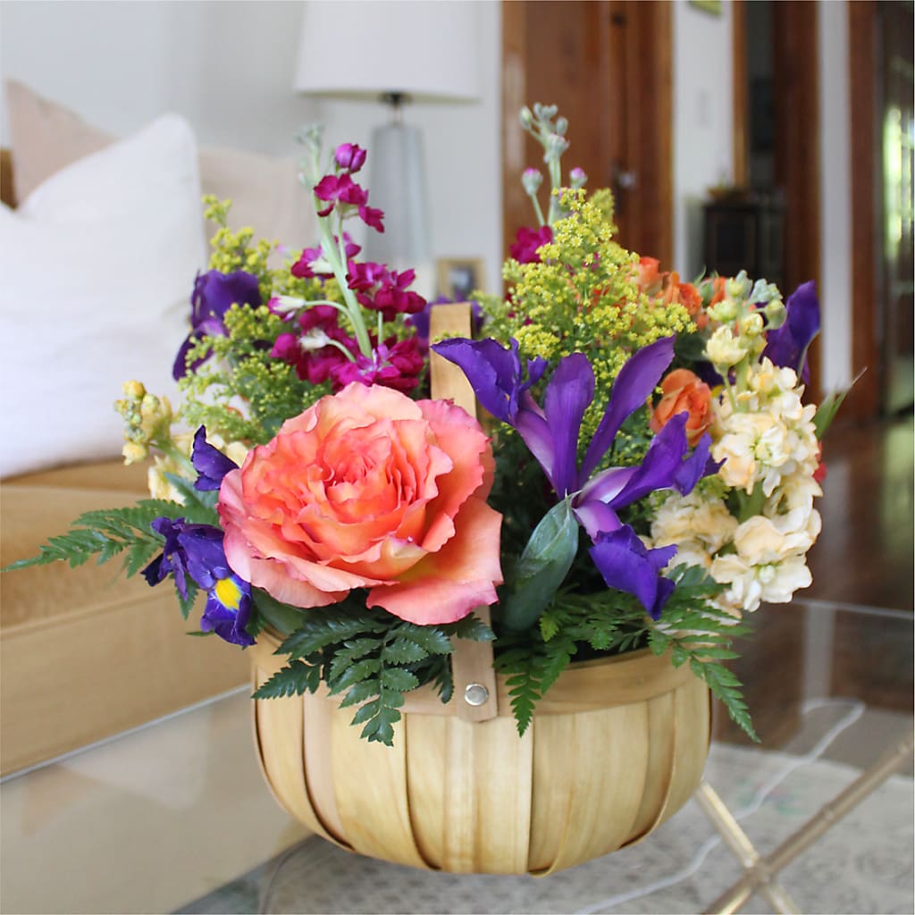 Garden of Life Basket – DEE'S FLORAL & DESIGNS, Fairmont MN
