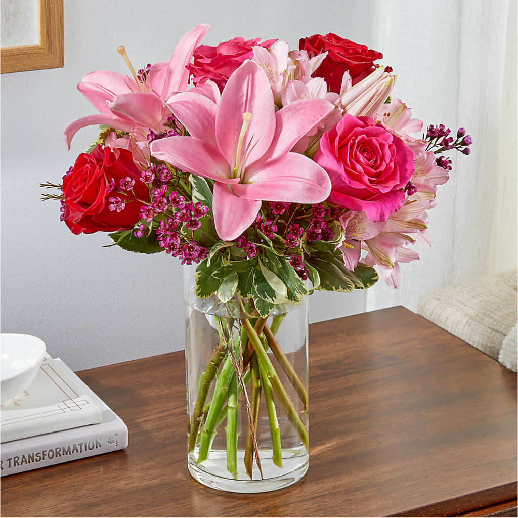 Lucky in Love Bouquet – DEE'S FLORAL & DESIGNS, Fairmont MN