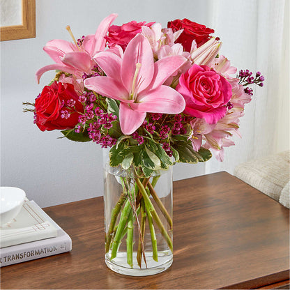 Lucky in Love Bouquet – DEE'S FLORAL & DESIGNS, Fairmont MN