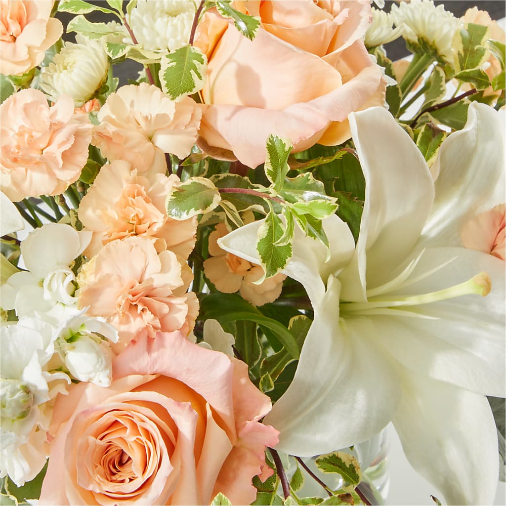 Darling Bouquet – DEE'S FLORAL & DESIGNS, Fairmont MN
