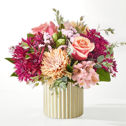 Berry Cobbler Bouquet with Ivory Vase – DEE'S FLORAL & DESIGNS, Fairmont MN