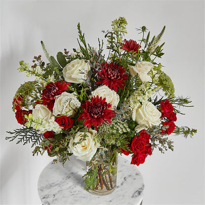 Favorite Traditions Bouquet – DEE'S FLORAL & DESIGNS, Fairmont MN