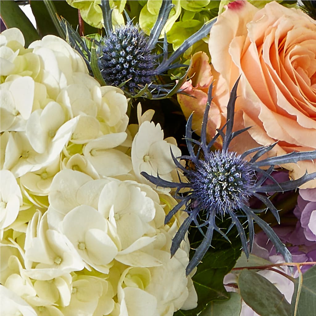 Porch Swing Bouquet – DEE'S FLORAL & DESIGNS, Fairmont MN